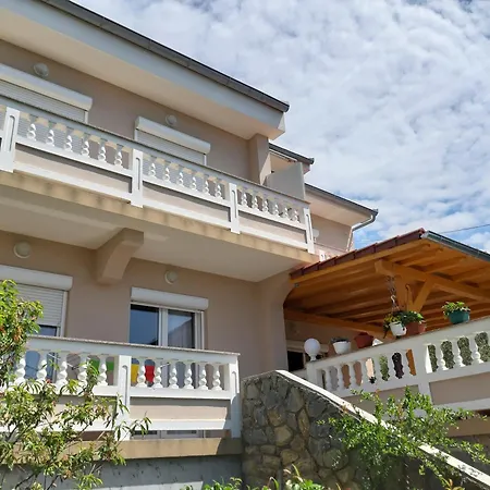 Apartments Vesna Banjol Esterno foto